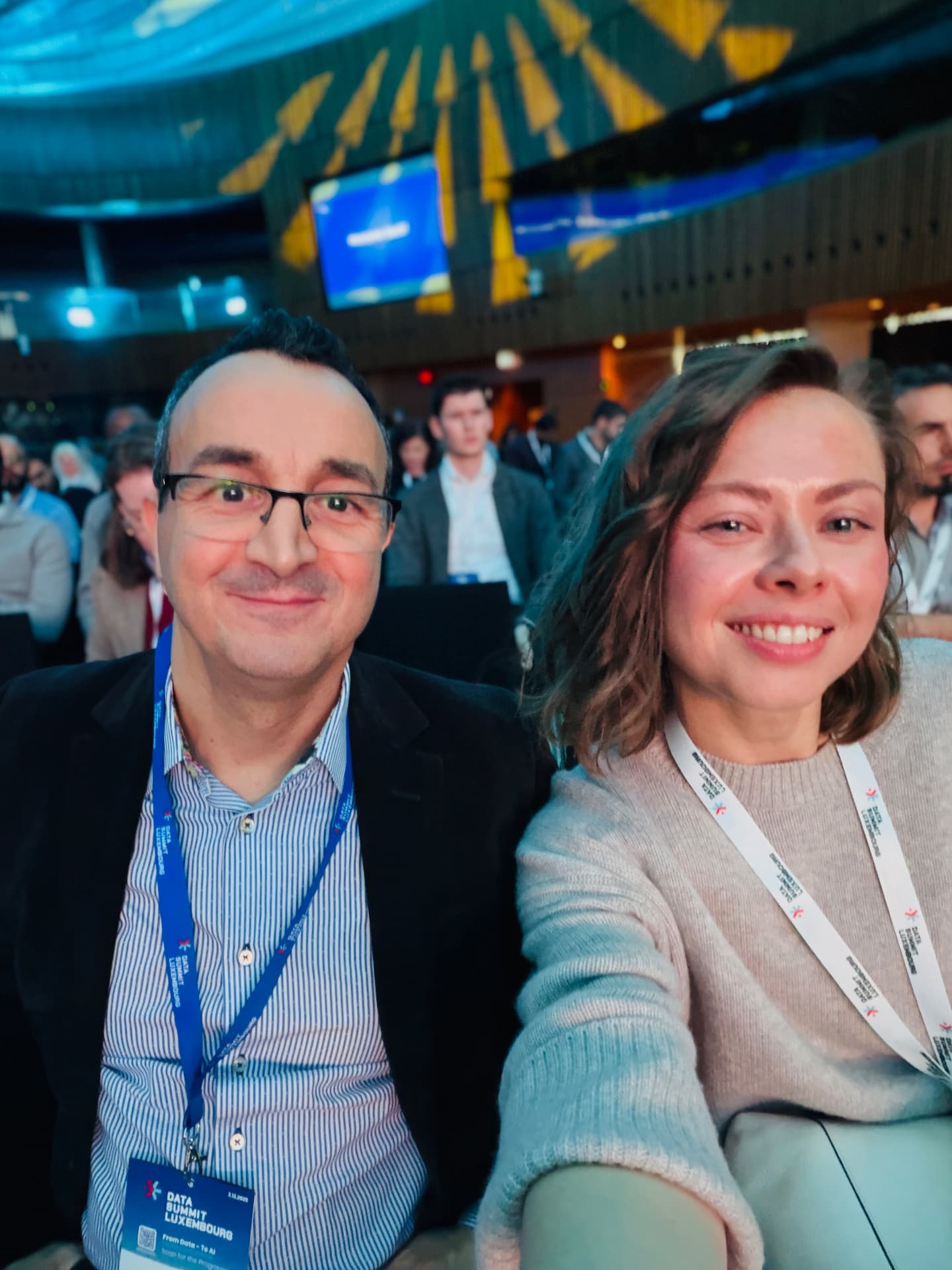 Selfie at the Data Summit Luxembourg auditorium